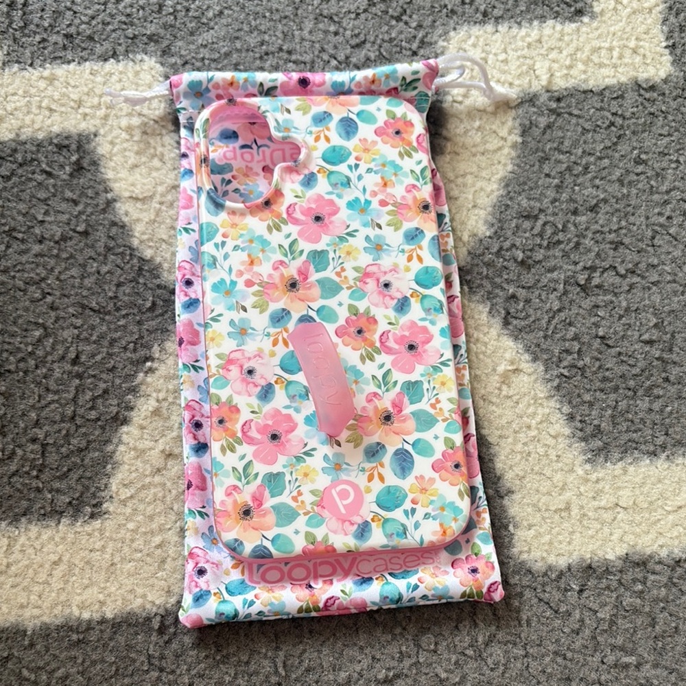 Loopy Case Pink and Blue Floral Phone Cover iPhone 16 plus